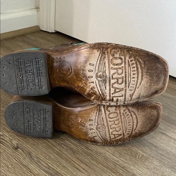 Corral Brown and Turquoise Floral Heeled Boots - Picture 4 of 9